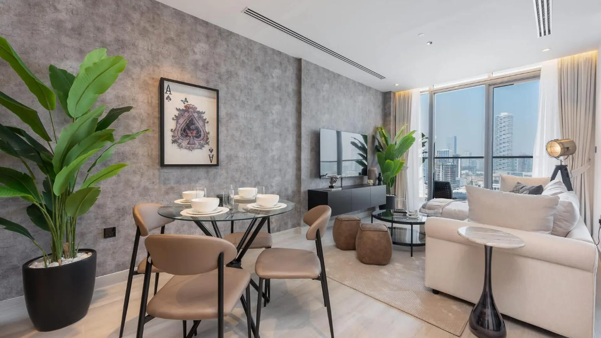 Elegant And Cozy 1-Bedroom Apartment With Balcony Views In Jvt Dubai 0*,