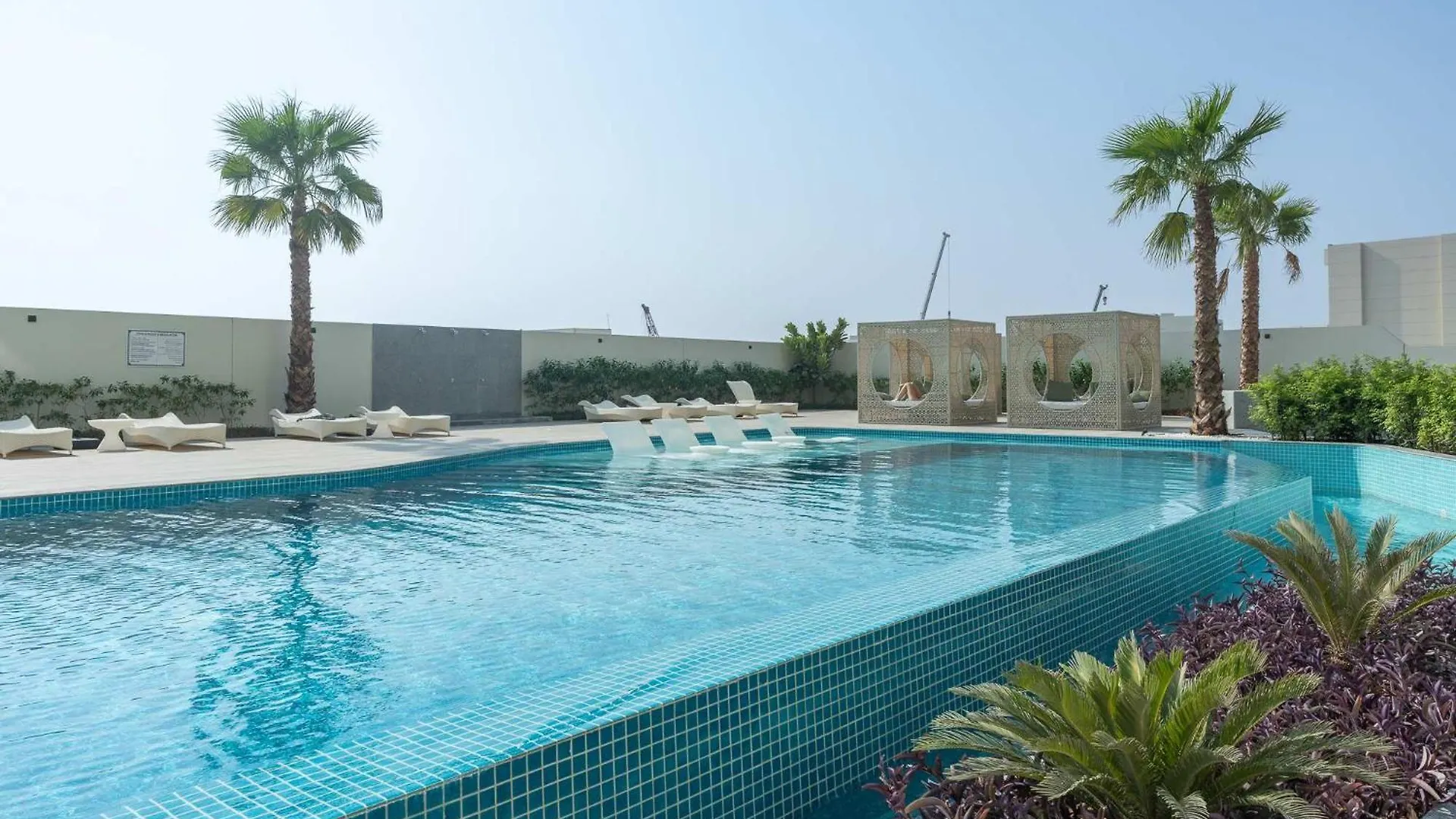 Elegant And Cozy 1-Bedroom Apartment With Balcony Views In Jvt Dubai 0*,  United Arab Emirates